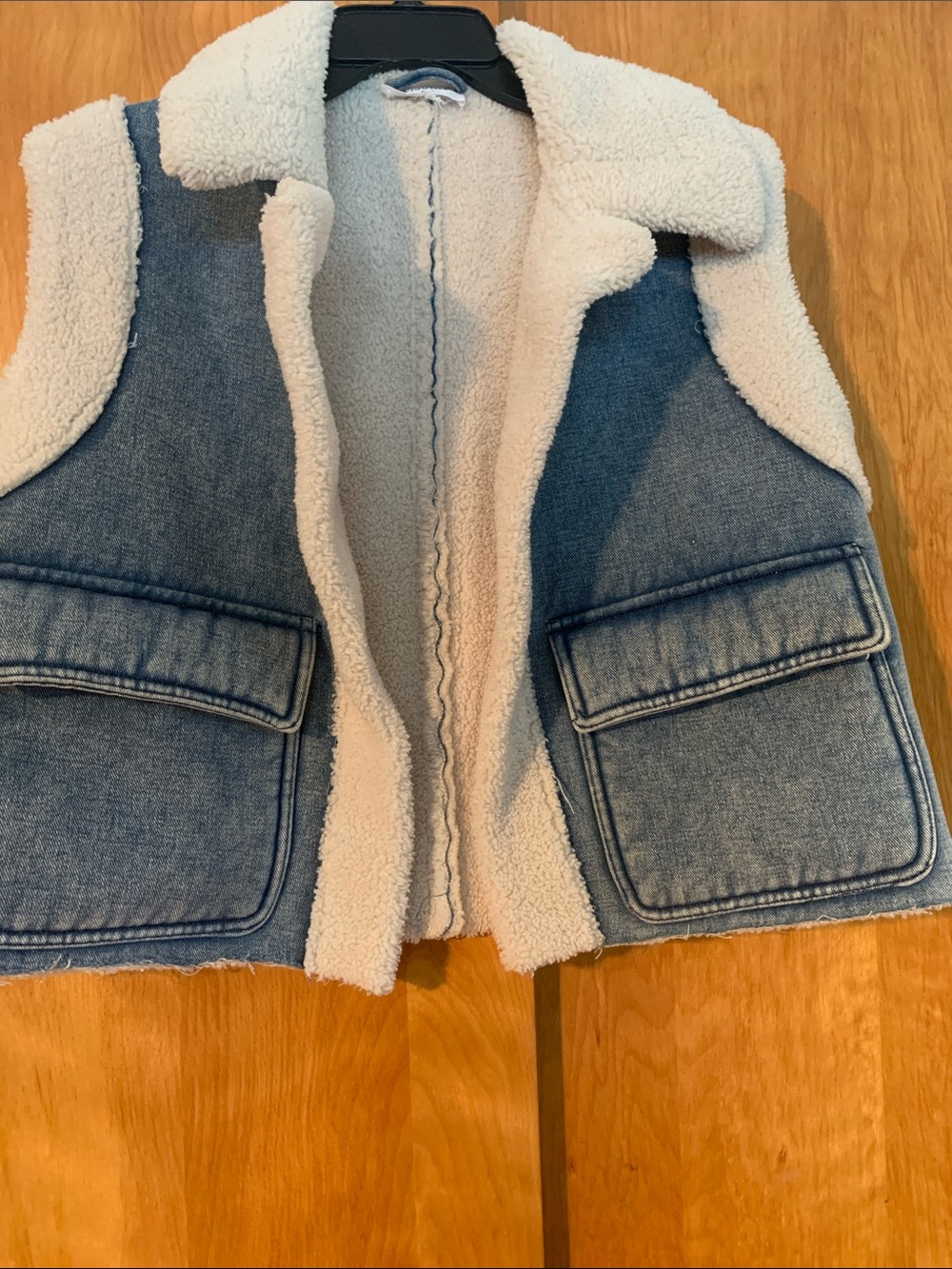 ee some LA teddy Shearling Lined Denim cropped raw edge open front vest sz L
